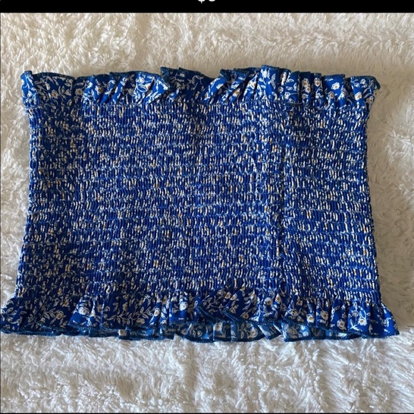 Crop top - Picture 2 of 2